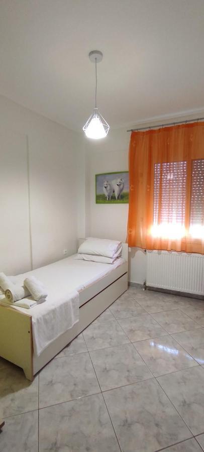 Dimar1 Seaside Apartment Paralia Dionysiou Bagian luar foto