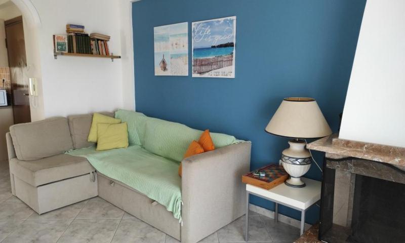 Dimar1 Seaside Apartment Paralia Dionysiou Bagian luar foto