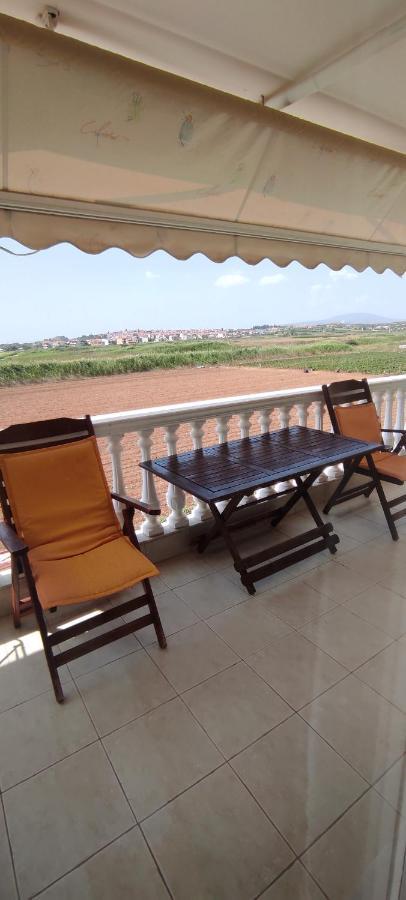 Dimar1 Seaside Apartment Paralia Dionysiou Bagian luar foto
