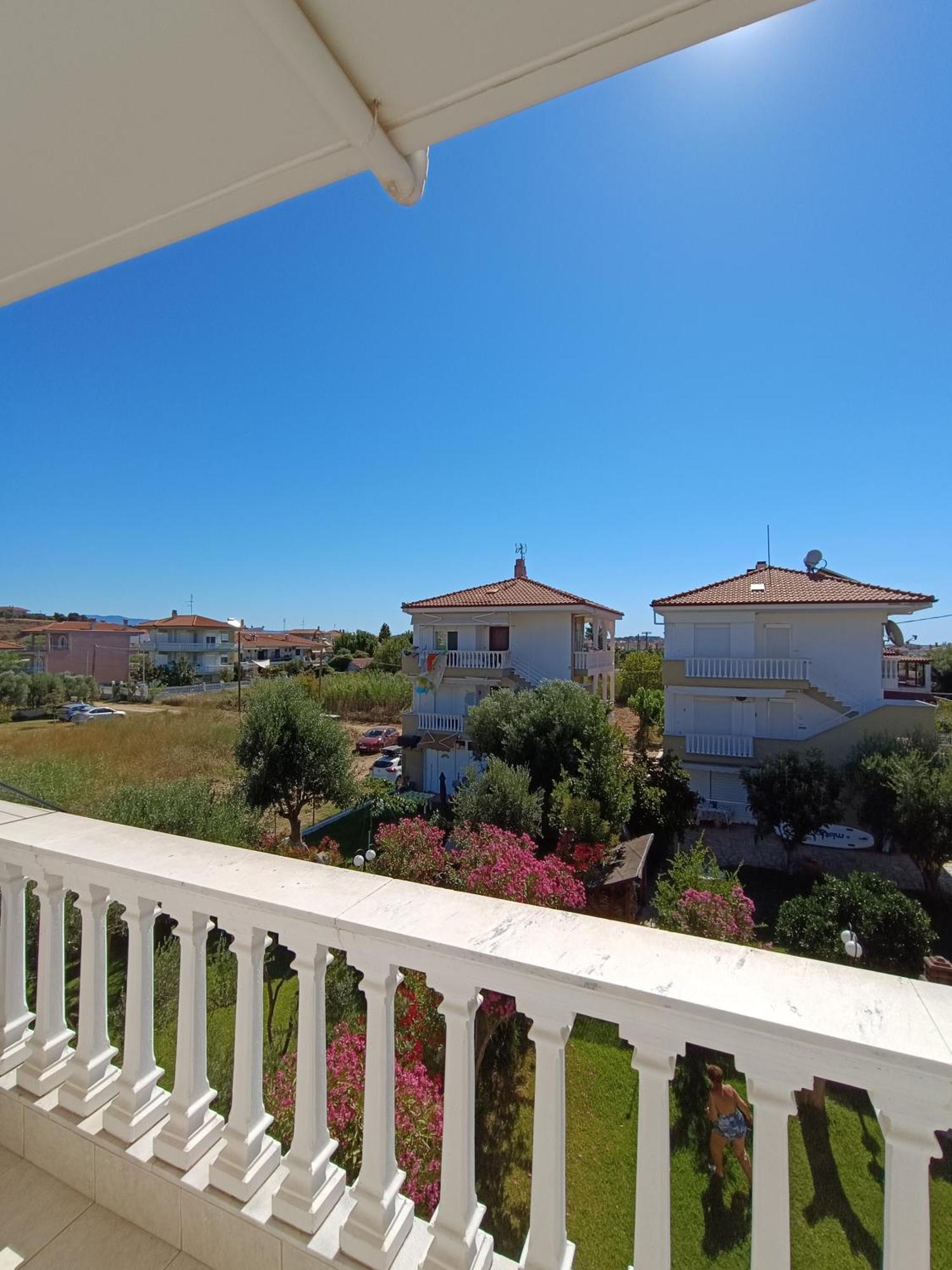 Dimar1 Seaside Apartment Paralia Dionysiou Bagian luar foto